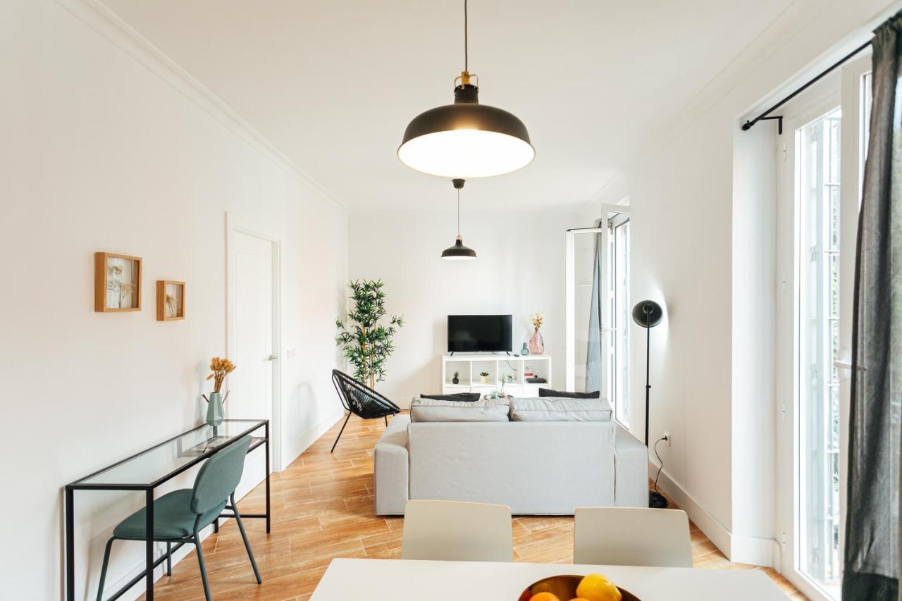 Alohamundi Peral Appartement Sevilla Buitenkant foto