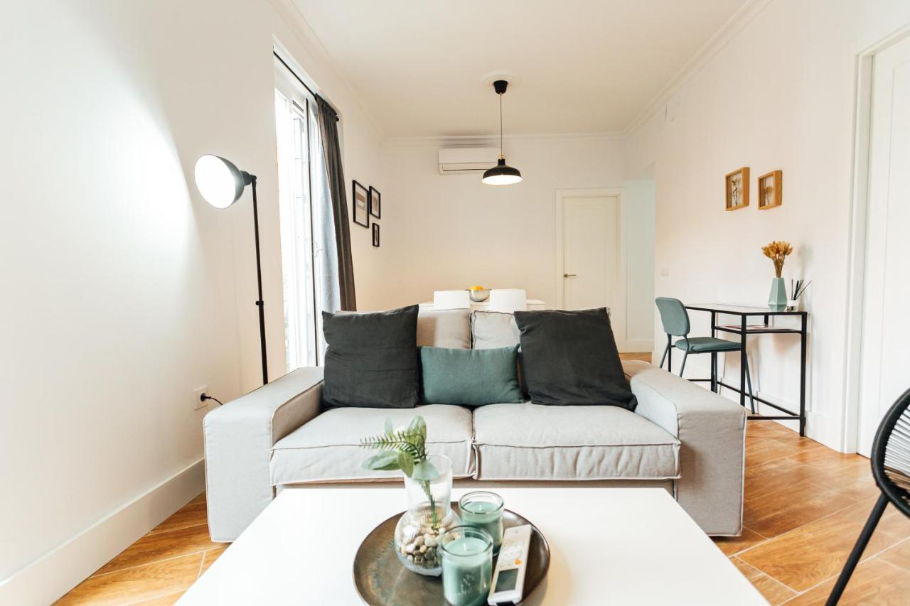 Alohamundi Peral Appartement Sevilla Buitenkant foto